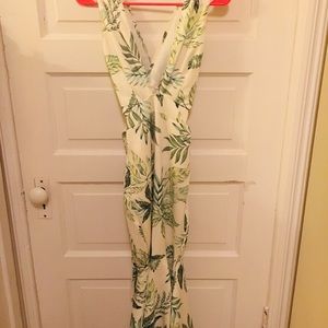 PrettyLittleThings Dress size S